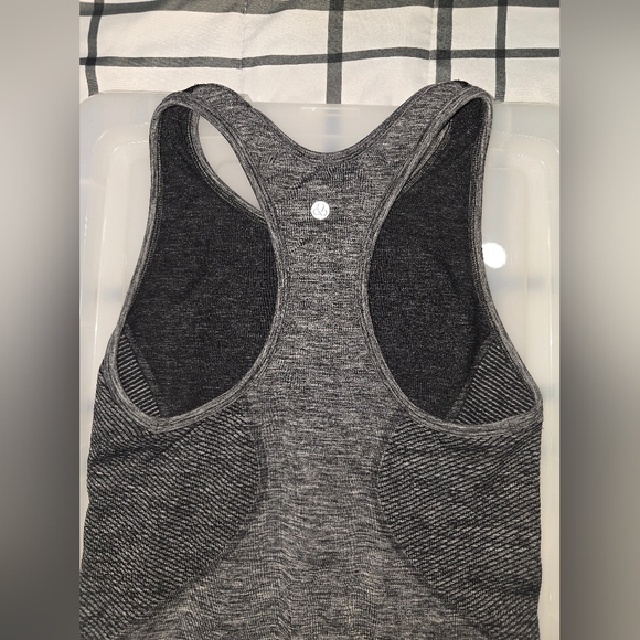 Zella Tank - Picture 5 of 5